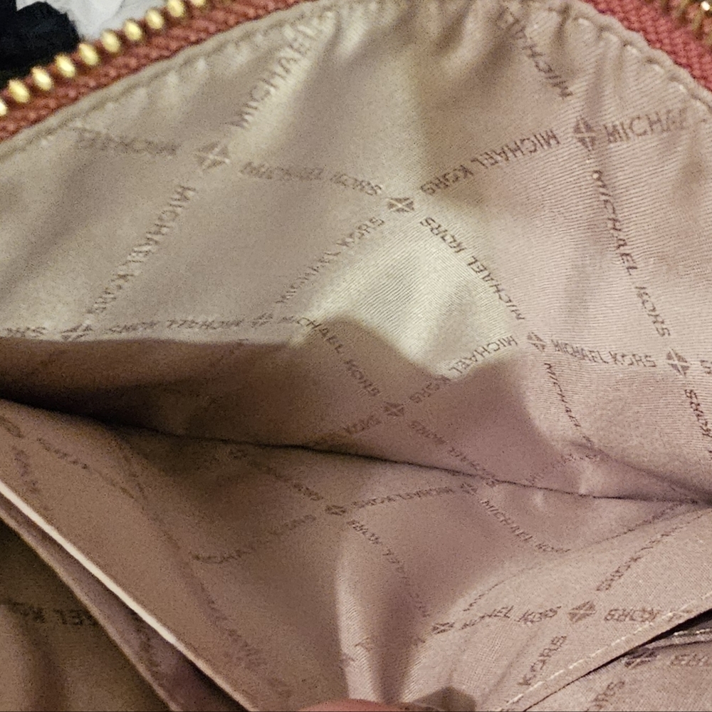 Michael Kors' Large Wristlet "Rust Like Color" - image 4